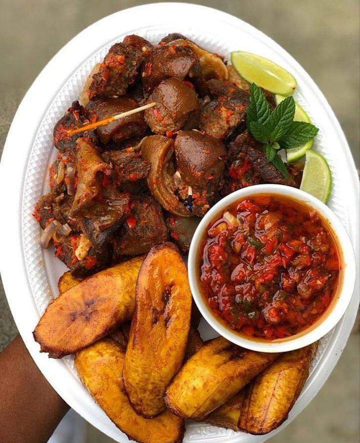 Crow pepper meat,plantain and stew