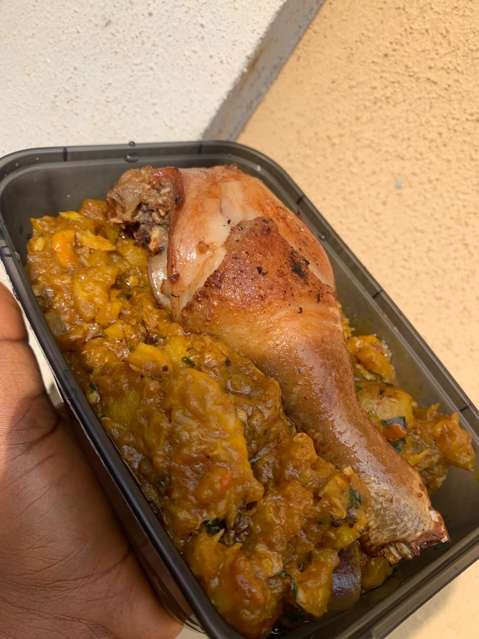 Porridge yam and Chicken