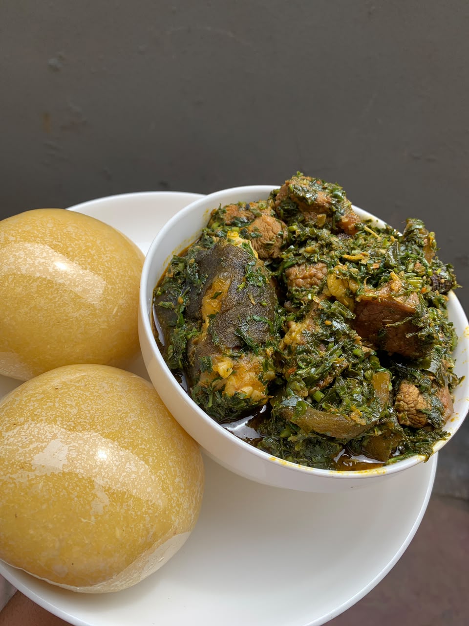 Vegetables soup wit Eba